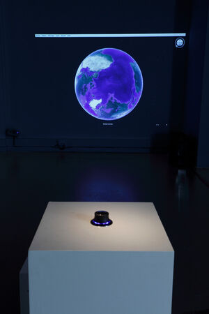 Frontières et projections