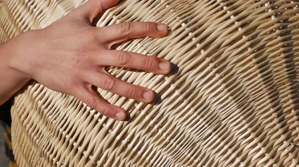 Résidences de création – Panier © Clara Denidet